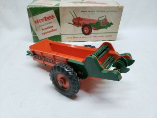 Vintage 1:16 Scale Idea Manure Spreader Wagon plastic toy RARE 5