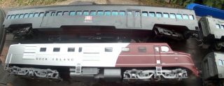 Walthers Proto Rock Island Dl - 109 Soundtraxx Dcc/sound,  5 Commuter Cars Diesel