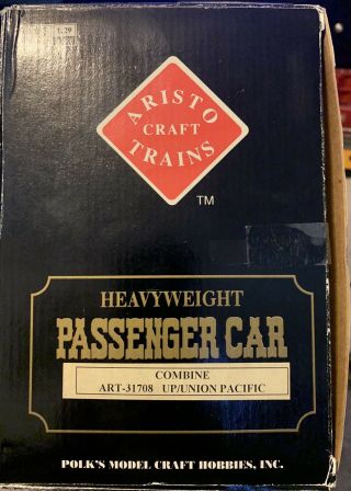 Aristo craft Art 31708 Heavyweight Union pacific passenger combine Car 11