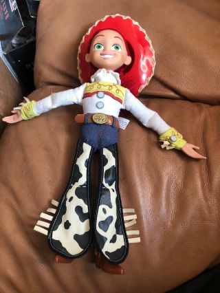 Disney Store Toy Story Pull String Talking Jessie Doll With Hat - Andy