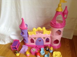 Fisher - Price Little People Disney Princess Musical Dance Castle And Accessories