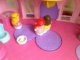 Fisher - Price Little People Disney Princess Musical Dance Castle and Accessories 7