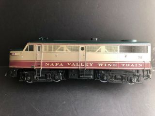Aristo - Craft Art 22048 - 2 Napa Valley Wine Train 72 Diesel Locomotive