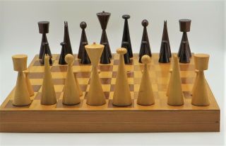 Vintage Tall Wood Mid Century Modern Space Age Chess Set Brown & Cream
