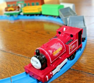 Thomas & Friends Trackmaster Spencer with 5 Cars Track and Accessories Set 3