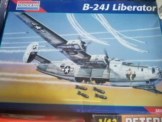 Monogram,  B - 24j Liberator 5608 1/48