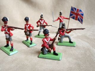 Britains 1/32 1971 Set Of 6 Waterloo British Infantry Inc Kilted Highlanders