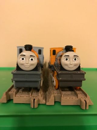 Thomas Train Trackmaster Motorized Twins Bash And Dash