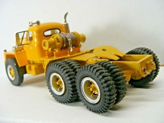 B81 MACK Tandem Dump Truck 1/48 Scale by Don Mills Models 9