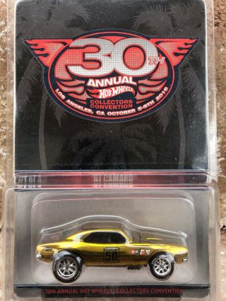 2016 Hot Wheels 30th Annual Collectors Convention Gold 67 Camaro 02409/02600