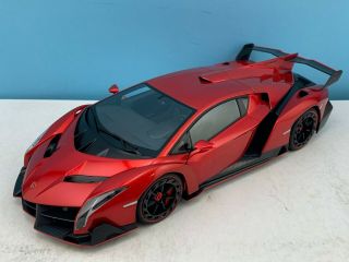 1:18 Autoart Signature Lamborghini Veneno In Metallic Red 74508