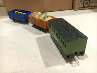 Thomas and Friends Trackmaster Station Repair Cars R9246 6