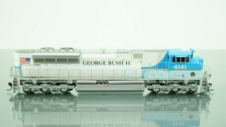 Athearn Genesis SD70ACe UP President George Bush DCC Ready HO scale 3