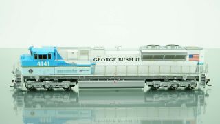 Athearn Genesis SD70ACe UP President George Bush DCC Ready HO scale 5