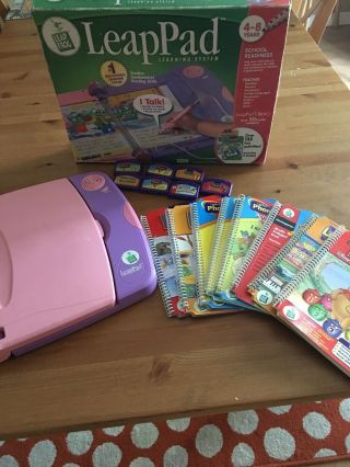 Leapfrog Leappad With Books And Cartridges