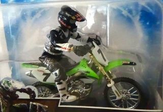 2007 Hot Wheels Moto X James Stewart Kawasaki Dirt Bike Action Figure Motocross