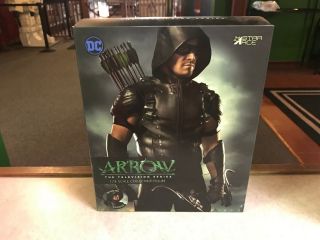 2018 Star Ace Arrow Tv Sa8004a 1/8 Green Arrow Real Master Series Figure Nib
