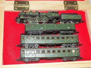 Z Scale Marklin 8102 S 3/6 Bavarian Passenger Train Set Locomotive & 3 Wagons (2)