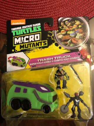 Teenage Mutant Ninja Turtles Micro Mutant Trash Truck With 1.  15 " Ninj.