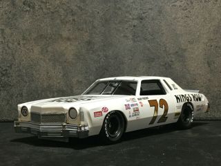 Benny Parsons - Kings Row - 1976 Chevy Monte Carlo - 1/25 Built