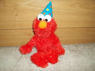 Gund Sesame Street - - Happy Birthday Elmo With Sound - 13 "