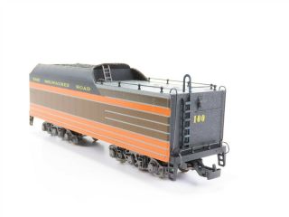 HO Scale Rivarossi 1580 MILW Milwaukee Road 4 - 6 - 4 Steam Locomotive 100 8