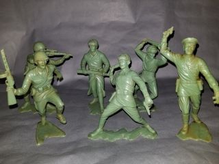 6 Marx 6 " Plastic Toys Figures Wwii Green Soldiers,  Russian Vintage 1960 