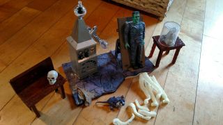 Aurora Monster Scenes Frankenstein,  Pain Parlor,  Gruesome Goodies Diorama