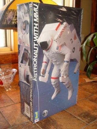 Astronaut With Mmu Revell Model Kit 1984 By Revell 4731 1:32 Scale - Nos