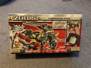 Zoids Motorized Lightning Saix 035 1/72 Scale Hasbro Open Box/contents