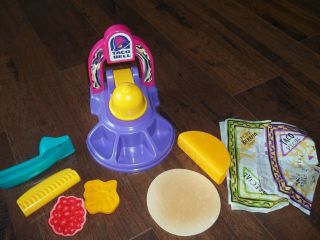 Play Doh Hasbro 1999 Rare Taco Bell Station W/ Accessories