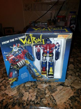Voltron 1 Miniature Warrior Space Robot Figure W/ Box Matchbox 1984