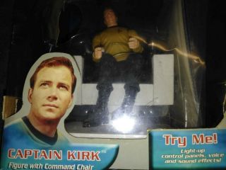 Deluxe Edition Star Trek Captain Kirk & Electronic Command Chair Action Figure 2