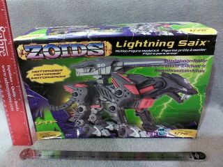 Zoids Hasbro Lightning Saix Series 035 Scale 1/72 Motorized Plastic Model Kit