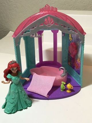 Disney Princess Little Kingdom Ariel Flip n Switch Castle with MagiClip Doll 4