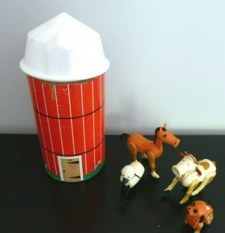 Vintage Fisher Price Little People - Farm Barn Silo - 1968 With 4 Figures