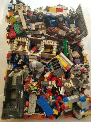 Huge Lego 30 Pounds Of Legos Bulk Lbs Mixed Themes Star Wars,  Ninjago,  City,