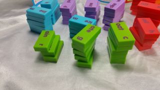 EDUCATIONAL INSIGHTS PHONICS DOMINOES EI - 2941 MIGHT BE MISSING 1 PIECE 2