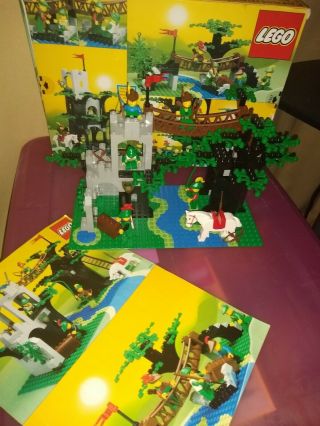 Vintage Lego Castle 6071 Forestmen 