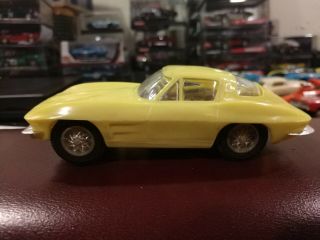 Vintage 1/32 Scale Eldon Corvette Stingray Yellow 1960 