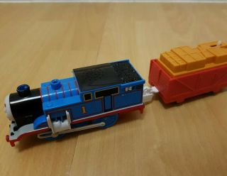 Tomy Trackmaster - Thomas the Train with Actual Steam (Water Vapor) and Sound 7