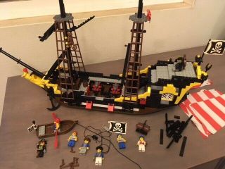 Lego 6285 Black Seas Barracuda Pirate Ship