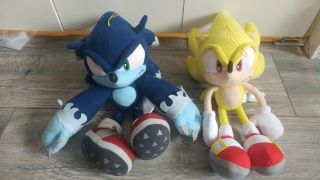 Great Eastern Ge - 8967 12 - Inch Werewolf Sonic The Hedgehog Plush And Sonic