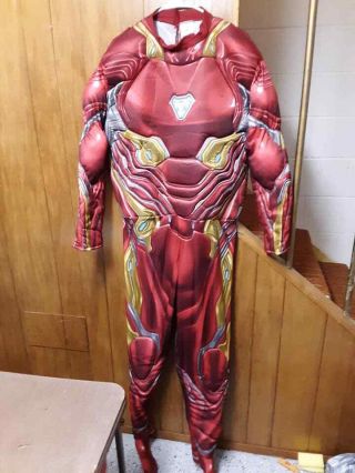 Marvel Legends Iron Man Electronic Helmet and Costume Suit 5