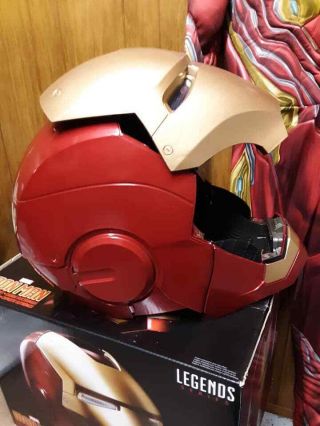Marvel Legends Iron Man Electronic Helmet and Costume Suit 6