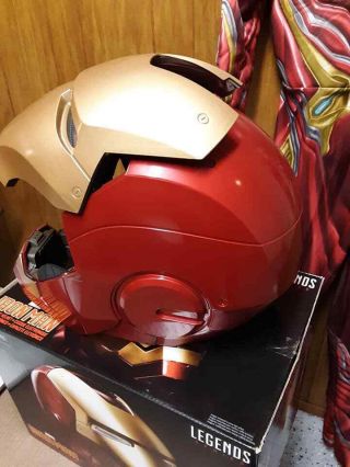 Marvel Legends Iron Man Electronic Helmet and Costume Suit 8