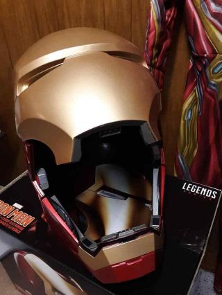 Marvel Legends Iron Man Electronic Helmet and Costume Suit 9