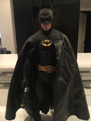 Neca Batman 1989 Michael Keaton 1/4 Scale Figure
