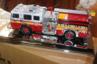 Code 3 Fdny Engine Co.  68 Yankees Seagrave (12981) 1/32 Diamond Plate
