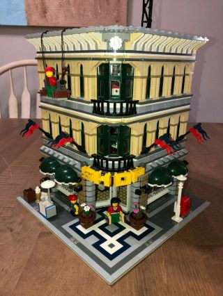 Lego Grand Emporium Set Creator 10211 Building Blocks